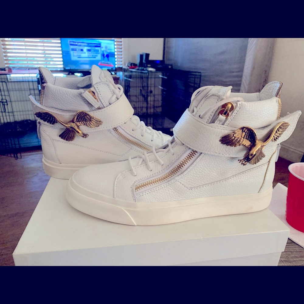 Brand new w/o tags, Giuseppe Zanotti high top sneakers with gold eagle emblem